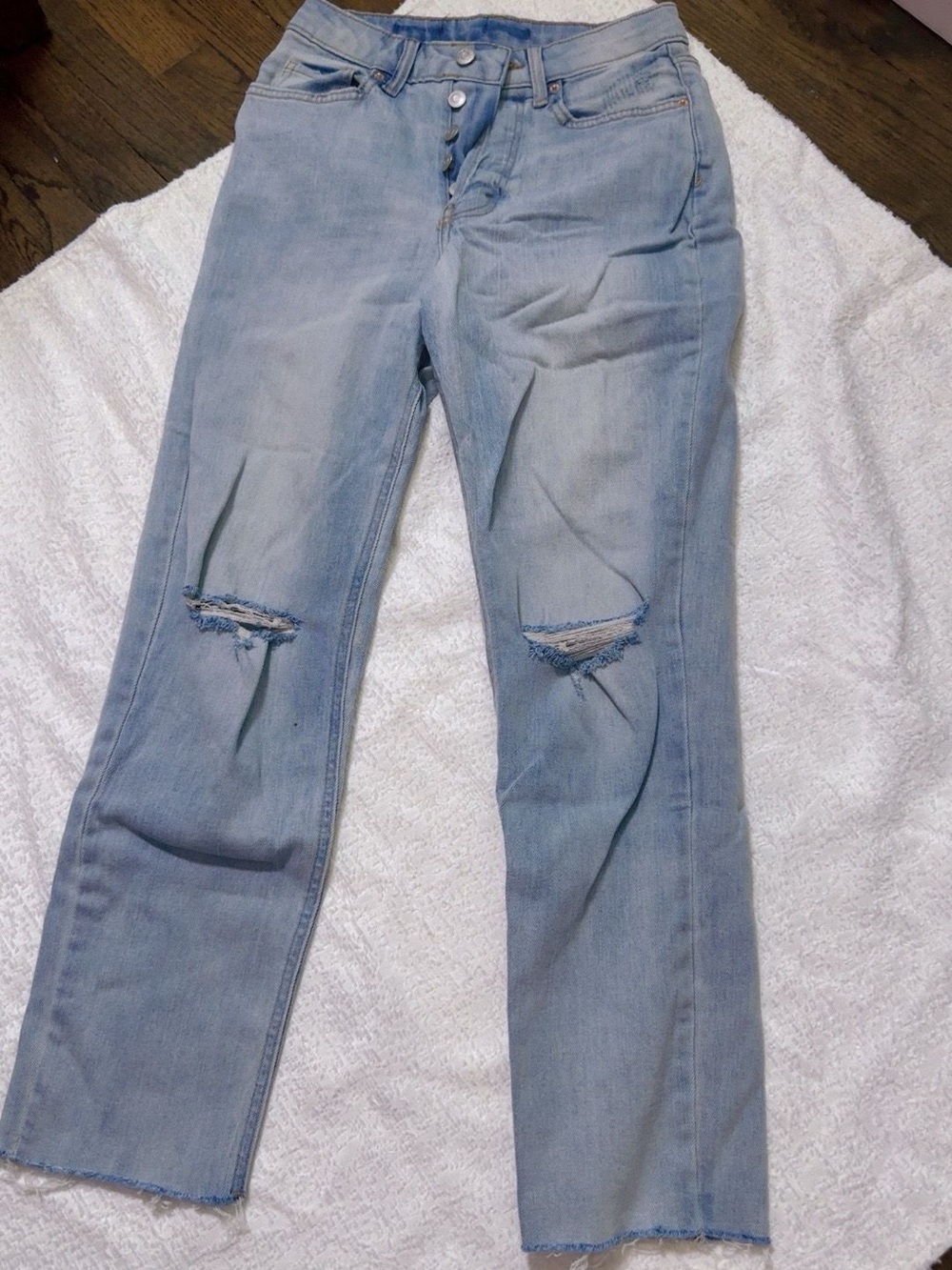 Light Blue Distressed Women’s Jeans